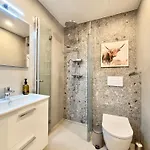 Luxury Waterfront With Sea Views, Sunset Terraces And Free Parking, One With A Huum Sauna, The Other With A Bathtub Διαμέρισμα Ταλίν