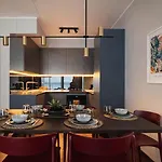 Appartamento Luxury Waterfront With Sea Views, Sunset Terraces And Free Parking, One With A Huum Sauna, The Other With A Bathtub Reval
