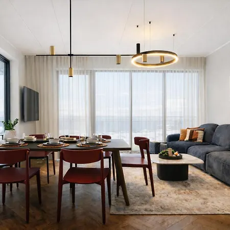 Апартаменти Luxury Waterfront With Sea Views, Sunset Terraces And Free Parking, One With A Huum Sauna, The Other With A Bathtub