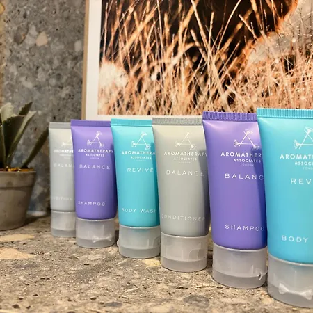 Luxury Waterfront With Sea Views, Sunset Terraces And Free Parking, One With A Huum Sauna, The Other With A Bathtub Appartement *