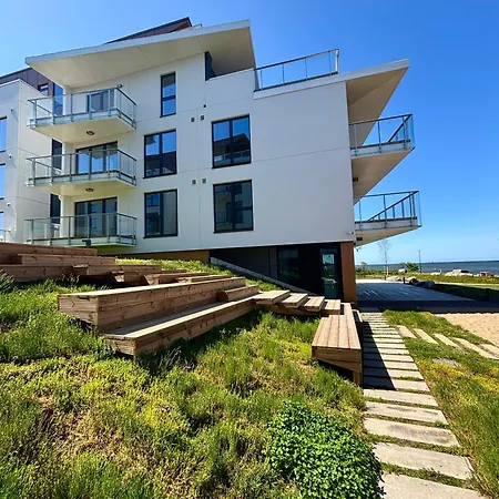 Luxury Waterfront With Sea Views, Sunset Terraces And Free Parking, One With A Huum Sauna, The Other With A Bathtub Апартаменти *