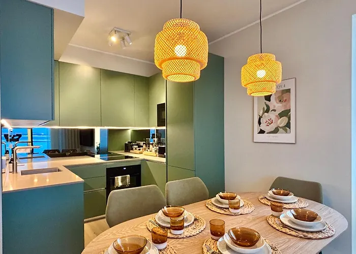 Luxury Waterfront With Sea Views, Sunset Terraces And Free Parking, One With A Huum Sauna, The Other With A Bathtub Reval