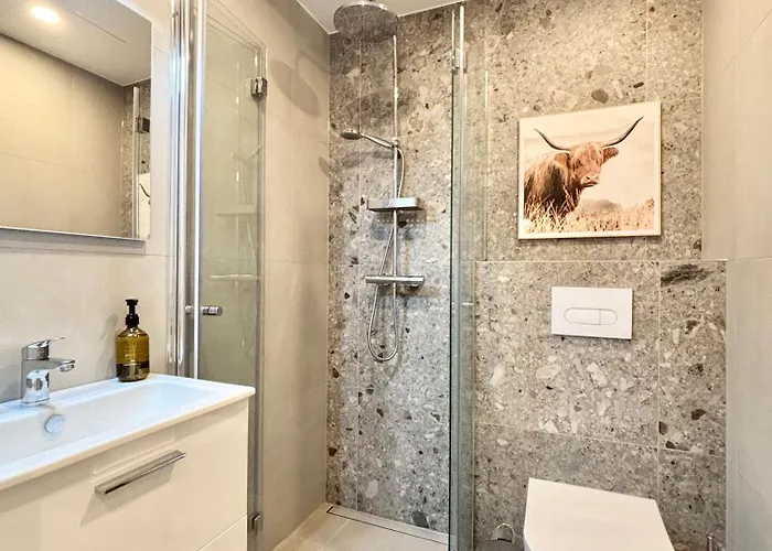 Luxury Waterfront With Sea Views, Sunset Terraces And Free Parking, One With A Huum Sauna, The Other With A Bathtub Appartement Tallinn