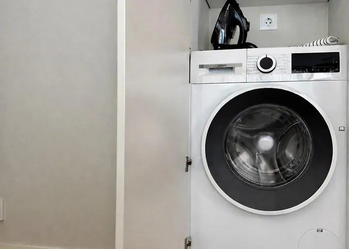 Luxury Waterfront With Sea Views, Sunset Terraces And Free Parking, One With A Huum Sauna, The Other With A Bathtub * Reval