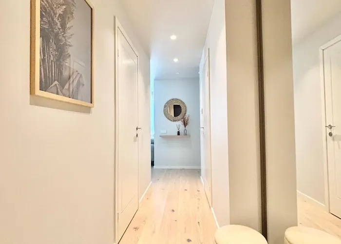 Luxury Waterfront With Sea Views, Sunset Terraces And Free Parking, One With A Huum Sauna, The Other With A Bathtub Apartment Reval