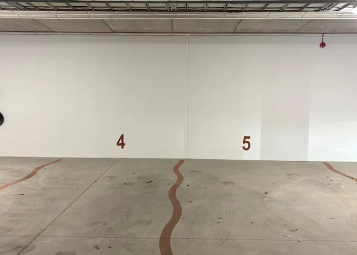 Luxury Waterfront With Sea Views, Sunset Terraces And Free Parking, One With A Huum Sauna, The Other With A Bathtub Appartement *